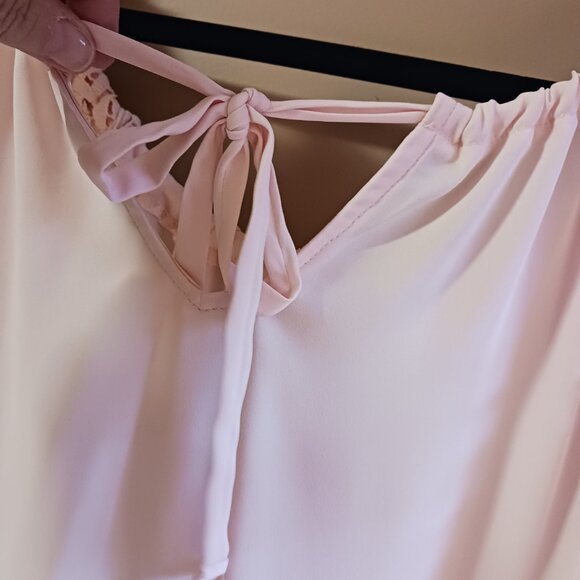 Elegant Lace Sleeve Blouse - Pink - Picture 8 of 8